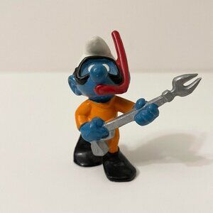 Vintage Smurfs Frogman Scuba Diver PVC Figure Peyo West Germany Bully